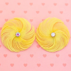 Vintage Festival Yellow Clip On Earrings - X12