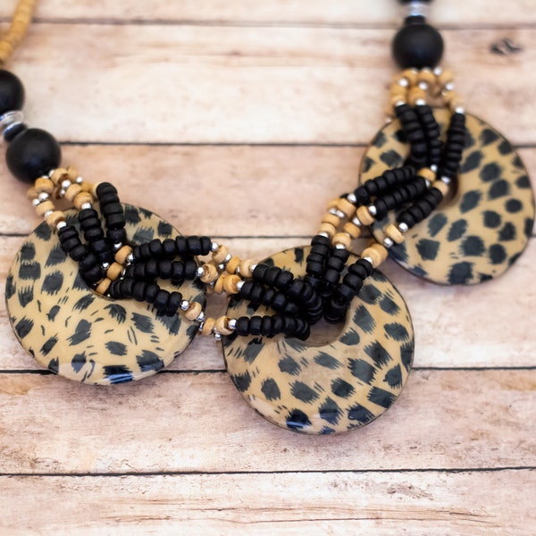 34 inch, Vintage Leopard Black Beads Bib Necklace - X24