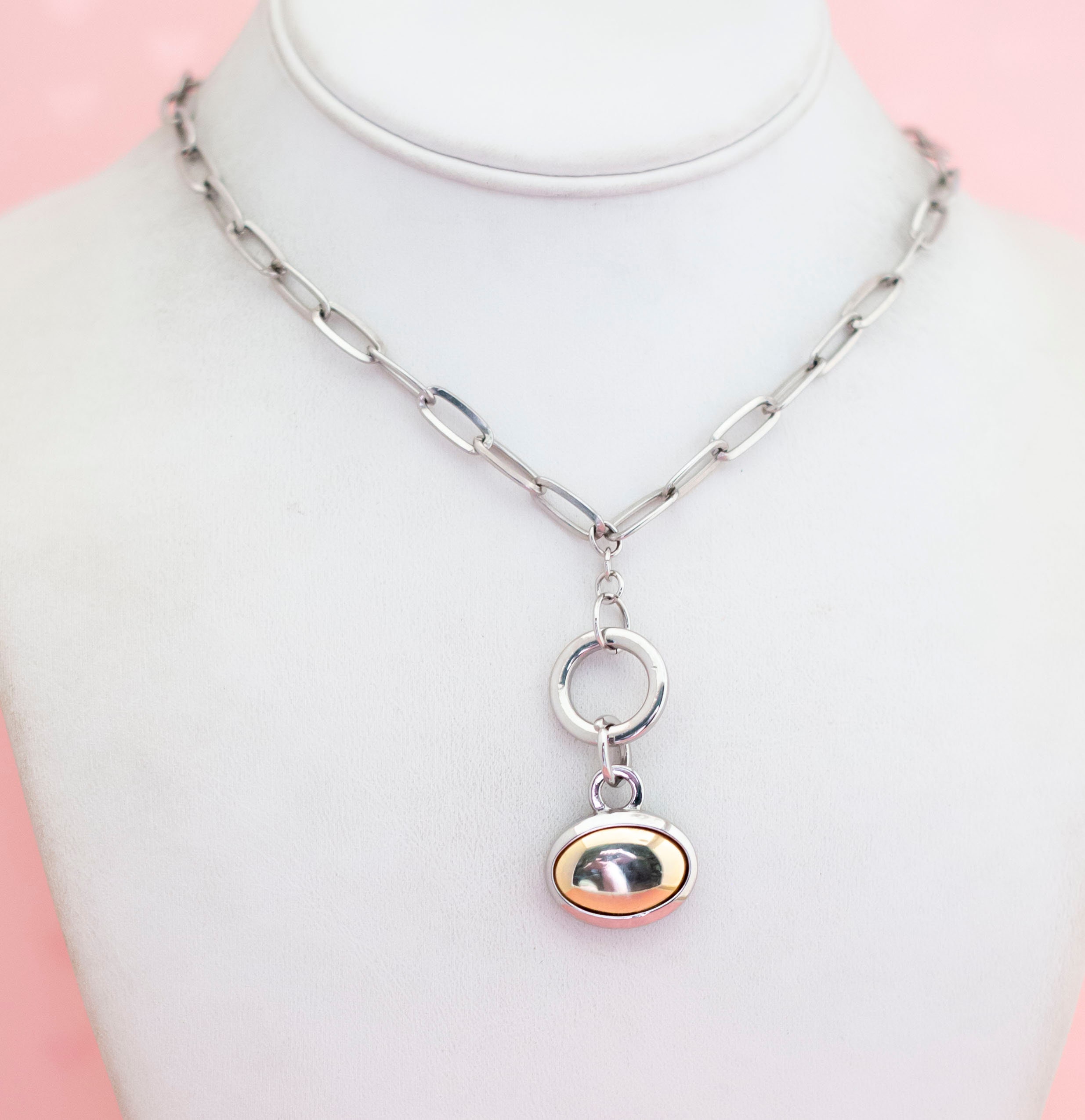 Vintage Chain Link Brown Oval Silver Tone Necklace 18 Inch