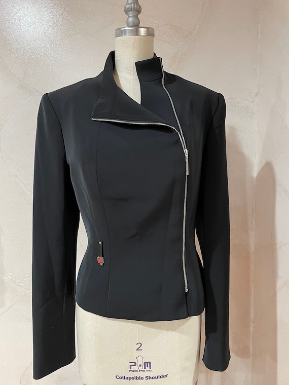 vintage black zip front - Gem