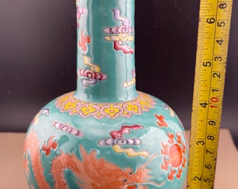 Chinese porcelain a hand painted dragon vase H 18cm