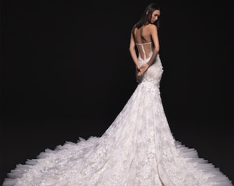 Spectacular Corset Mermaind Silhouette Wedding Dress, Sleek full-length mermaid  Wedding Gown