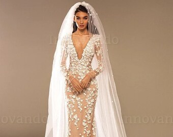 Elegant  Embroidery Deep-V Plunge Wedding Dress With Long Sleeves Mermaind Siluette and Veil