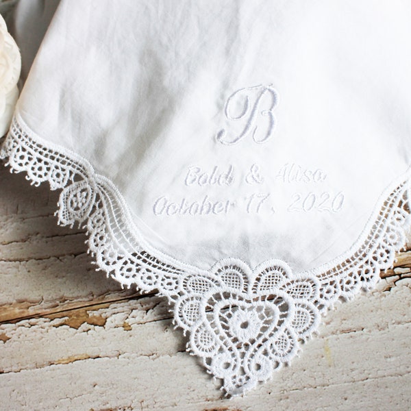 Hochzeit Taschentuch für die Braut, etwas Blaues, Für Ihre Freudentränen, Monogramm Taschentuch, Hochzeitsgeschenk, Hochzeitstag Geschenk für Braut