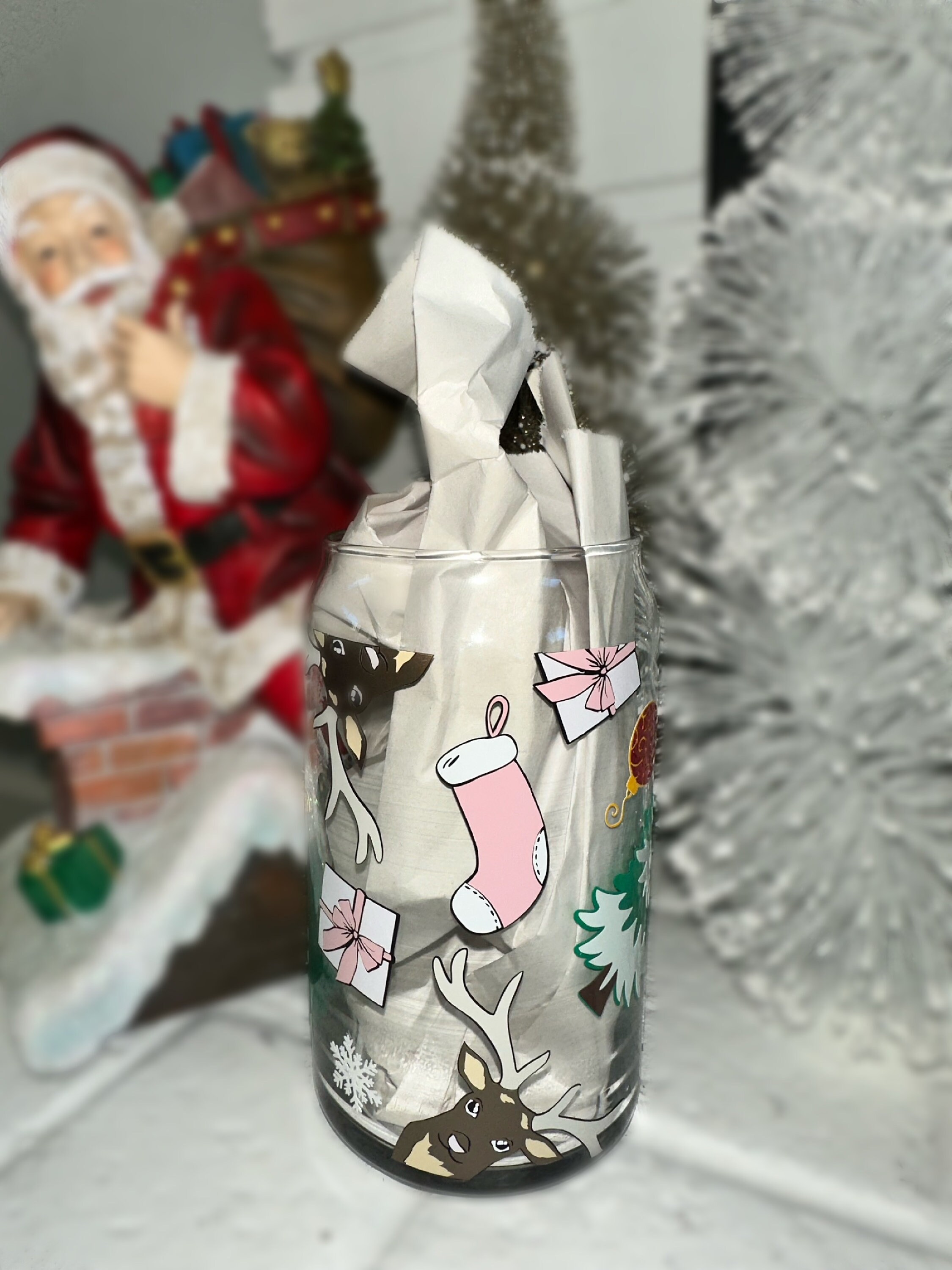 16 oz Pink Reindeer Iced Coffee Glass Cup  Christmas Beer Can Glass W –  Amapola Acres