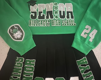 Ensemble pour sénior, Ensemble jupe pour sénior, Ensemble jupe pour diplômés seniors, Ensemble sweat pour sénior, Look écolière senior, SZN senior, Ensemble jupe de tennis senior