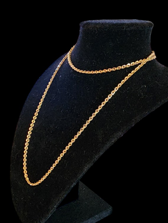 Vintage gold tone chain necklace - image 2