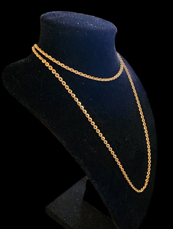 Vintage gold tone chain necklace - image 3