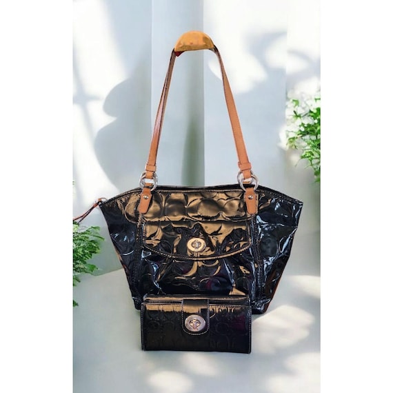 バッグ COACH 2Way Patent Leather Shoulder Bag Coach Peyton Black Patent Leather Shoulder Bag With Matching