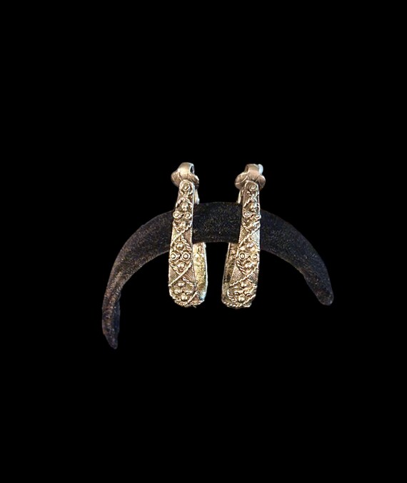 Vintage Florenza Clip Hoop Earrings - image 6