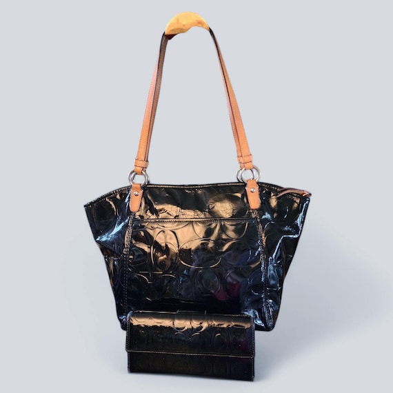 Coach Peyton Black Patent Leather Shoulder Bag With Matching
