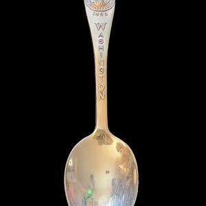Vintage sterling silver spoon Washington 42 state Souvenir Spoon