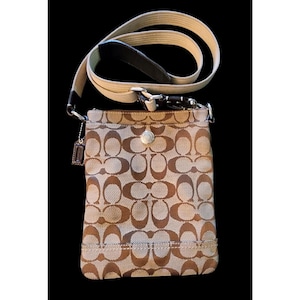 Coach crossbody purse canvas tan & brown vintage three compartments cream strap
