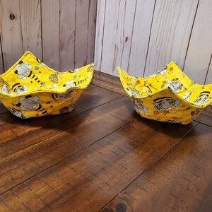 Microwavable, Reversible,  Hot/Cold Bowl Cozy,  Ice Cream bowl holder, Soup bowl holder.
