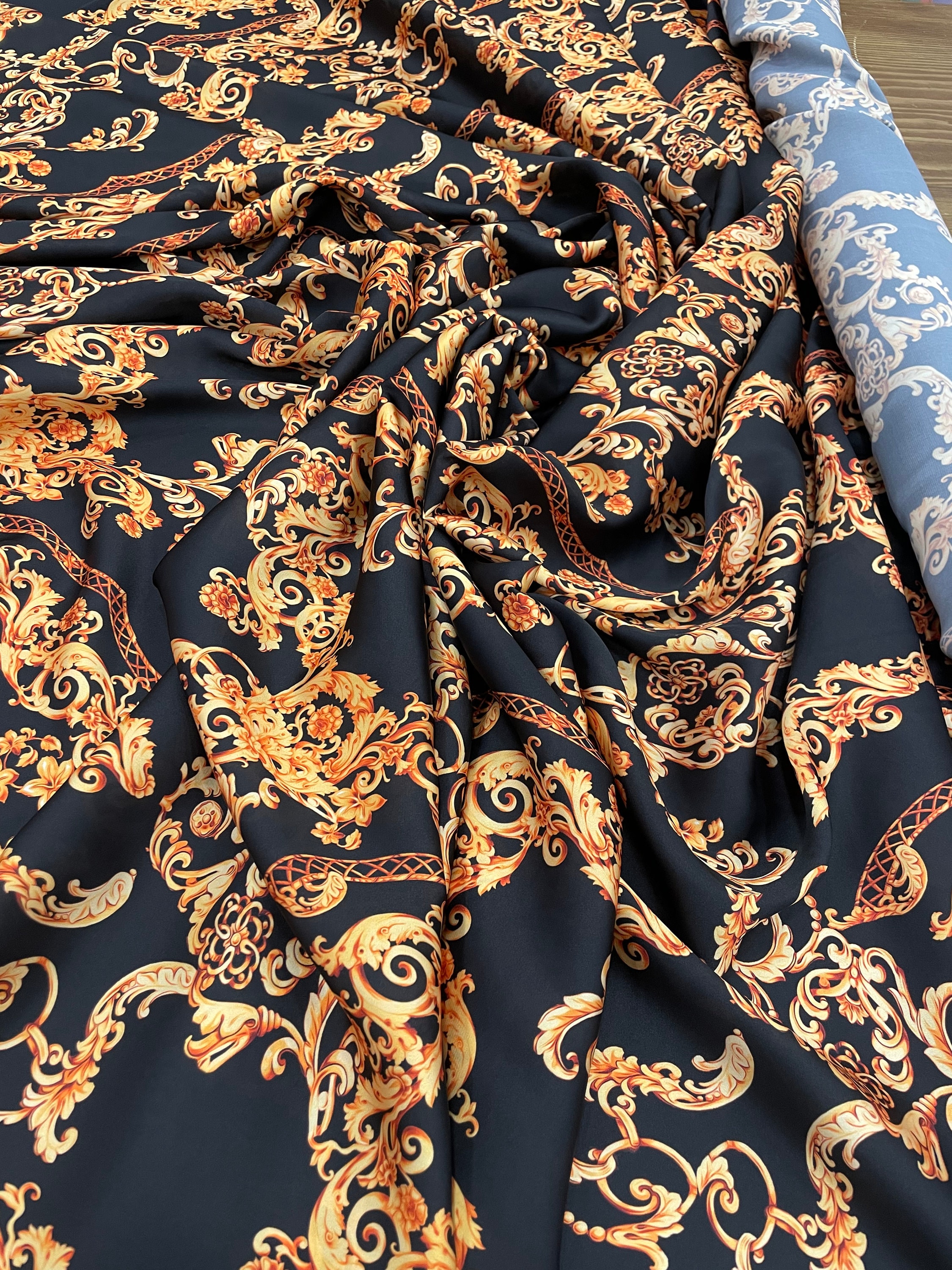 Gucci Silk/Gucci Silk NON-Stretch fabric,logo print fabric./Eco