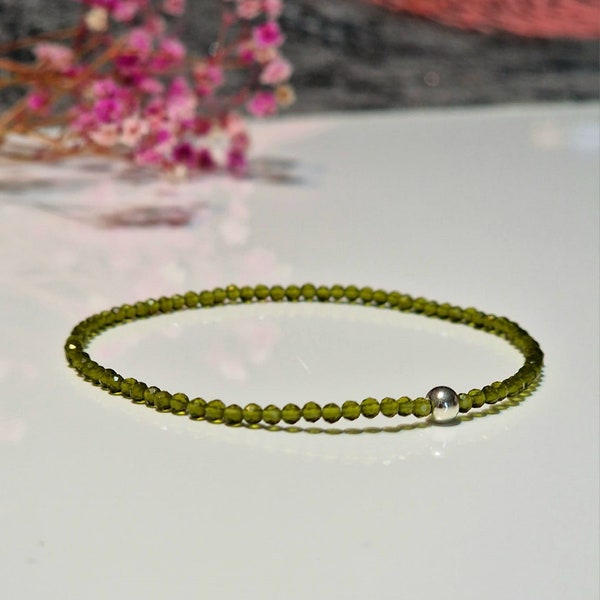 Zierliche Peridot Armband Positive Energie Steine 2mm Länge 17cm