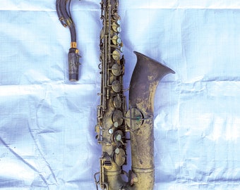 Sassofono con melodia Early King C in condizioni non restaurate