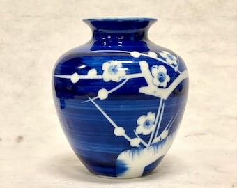 青色陶器花瓶 桜のデザイン ヴィンテージの日本製花瓶：スクエア型コバルトブルーの桜模様、14