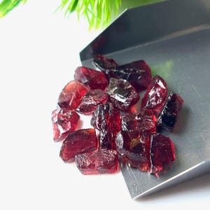 Raw Red Garnet Stone: AAA Crystal Gemstone for Jewelry Making