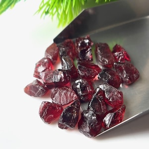 Raw Red Garnet Stone (10-15mm): Natural Crystal Gemstone for Jewelry Making