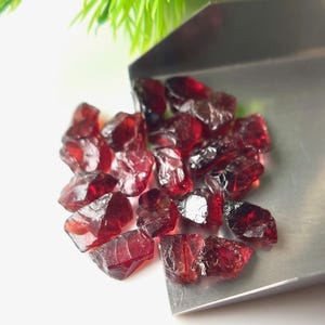 Red Garnet Raw Stone: AAA Crystal Gemstone for Jewelry Making (9/11 MM, 20 Pieces)
