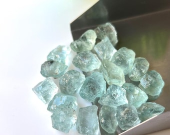 Piedra de aguamarina en bruto: Gema natural sin pulir (9-12 mm, 20 piezas)