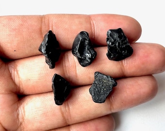 Raw Black Spinel Crystals, Natural Rough Gemstone (14-16 MM, 5 Pieces)