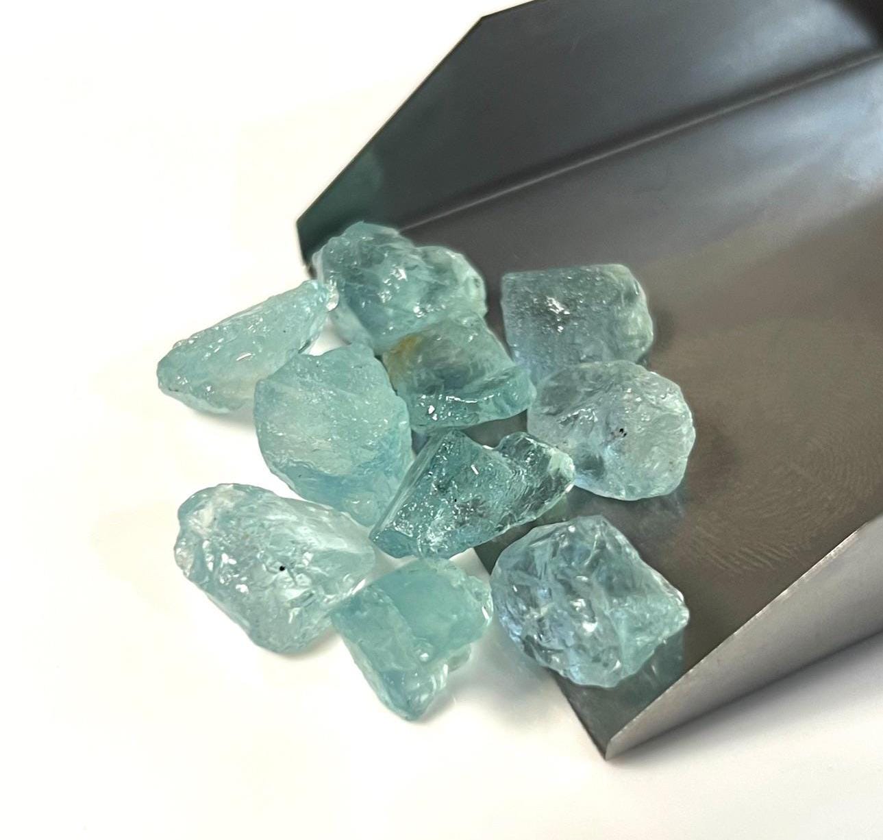 10個入り 原石アクアマリン：3月の誕生石ギフト（10～12mm） - Etsy 日本
