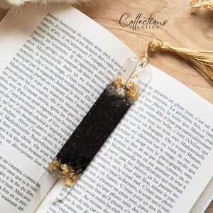 Gold and black first name bookmark in resin, handmade. Gift idea image 3