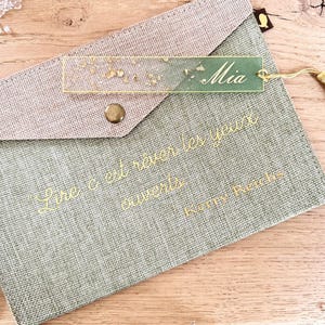 Gepersonaliseerde leesdoos, parelgroene bladwijzer voor de voornaam, cadeau-idee.