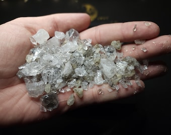 800 g de morceaux et d'éclats de diamant Herkimer