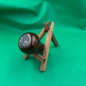 Pomo de palanca de cambios de madera de nogal para Mercedes Clase E W210 AMG 95–02 Auto Dark Logo