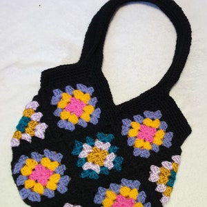 Handgemachte häkeln, süße kleine Tasche für alle Gelegenheiten.