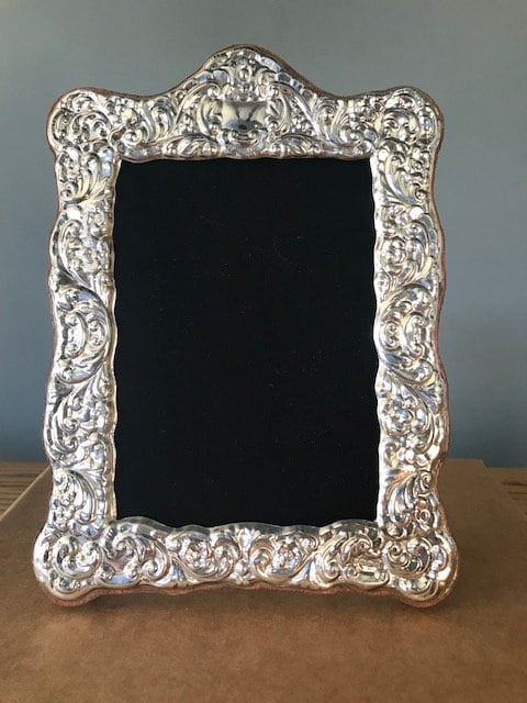 スターリングシルバー925製フォトフレーム。ロンドンでホールマークを