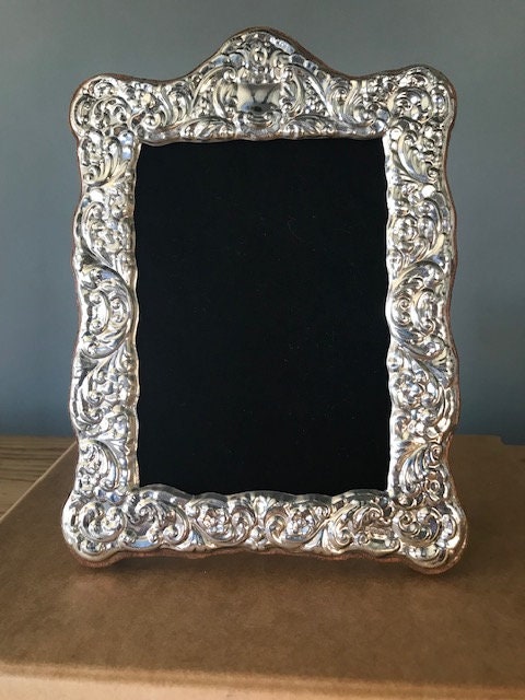 スターリングシルバー925製フォトフレーム。ロンドンでホールマークを