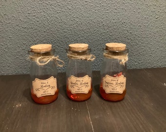 Handgemaakte genezingsdrank met 4 dobbelstenen