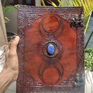 Handgefertigte Lapis Stein Mond Ledermappe | A4 3 Ringbuch | Wiederbefüllbarer, Grimoire-inspirierter Ordner | Unisex benutzerdefinierte Portfolio | Business-Menü