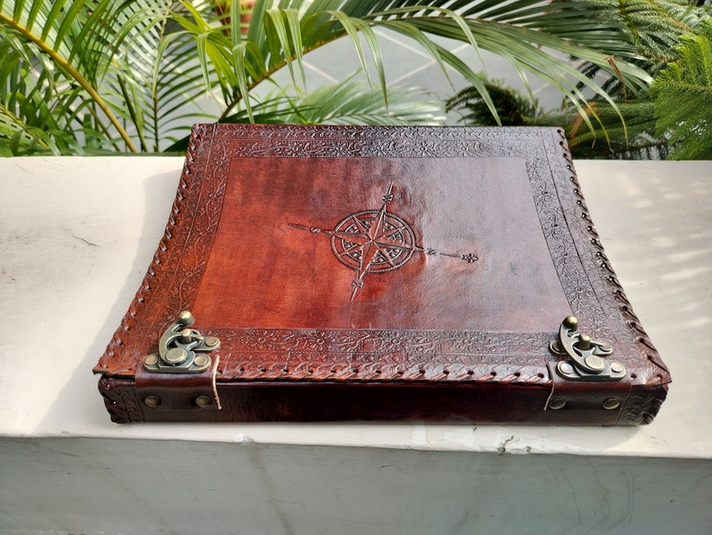 Unique Custom Compass Leather Folder: Refillable Grimoire, Office Ring Binder, Perfect Birthday Gift & Professional Portfolio 画像 5