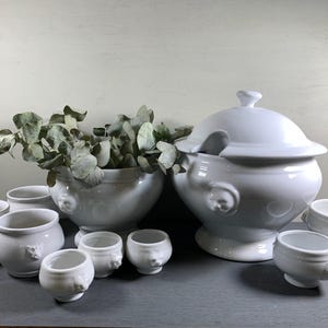 Vintage French Lion&#39;s Head Tureens: Condiment Bowls & Seasoning Pots