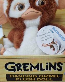 NECA Gizmo Plush Toy Gremlins Singing & Dancing With Sound Mogwai