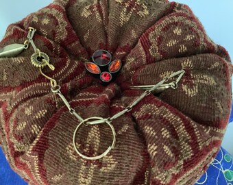 Thai ring nest traditional wedding  ring bearer pillow Handmade and decorated with repurposed vintage jewelry in Thailand by Savitri Designs