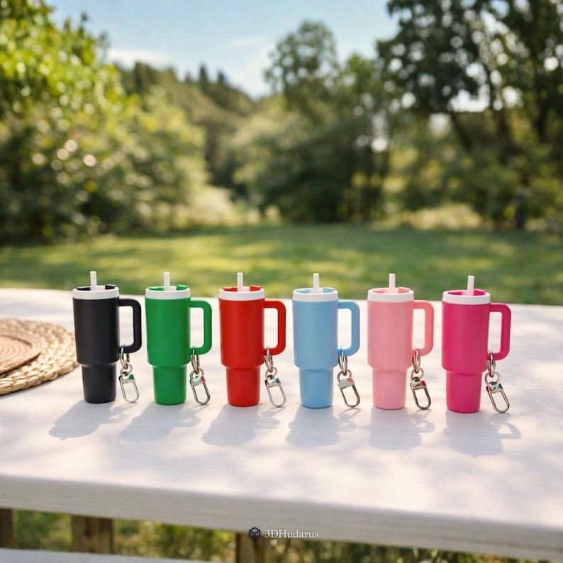 Porte-clés pour gobelet imprimé 3D, breloques pour sac avec porte-bâtonnets en 3D image 2