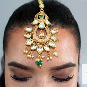 Bridal Real Traditional Kundan Maang Tikka, Bridal Forehead piece in Gold and Green - &#39;SONIA&#39; Collection