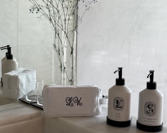 Monogram Curly Font Quilted Cosmetic Bag, Bridal Shower Gift, Embroidered Makeup Case, Gifting Ideas For Her, Wedding Pouch, Toiletry Bag
