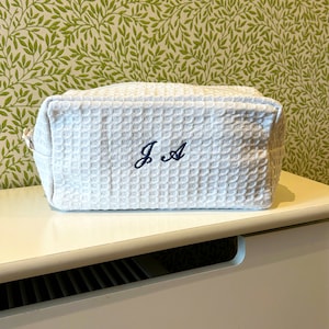 Personalised Small Quilted Monogramed Cosmetic Bag, Initial Name Makeup Pouch, Embroidery, Travel Case, Bridal Shower Gift, Mothers Day image 6