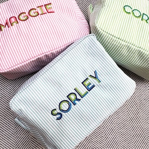 Candy Stipe Monogramed Makeup Bag, Personalised Name Cosmetic Pouch, Bridal Shower Travel Pouch, Girly Gift Idea, Weekend Purse, Mothers Day