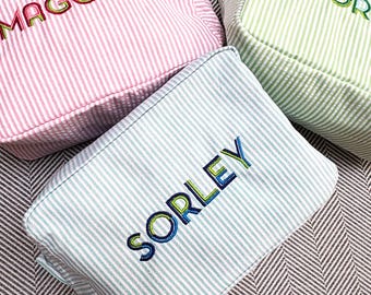 Candy Stipe Monogramed Makeup Bag, Personalised Name Cosmetic Pouch, Bridal Shower Travel Pouch, Girly Gift Idea, Weekend Purse, Mothers Day