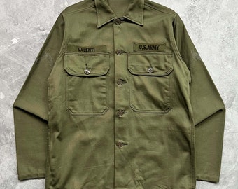 Vintage olive green army shirt / jacket  / military - S