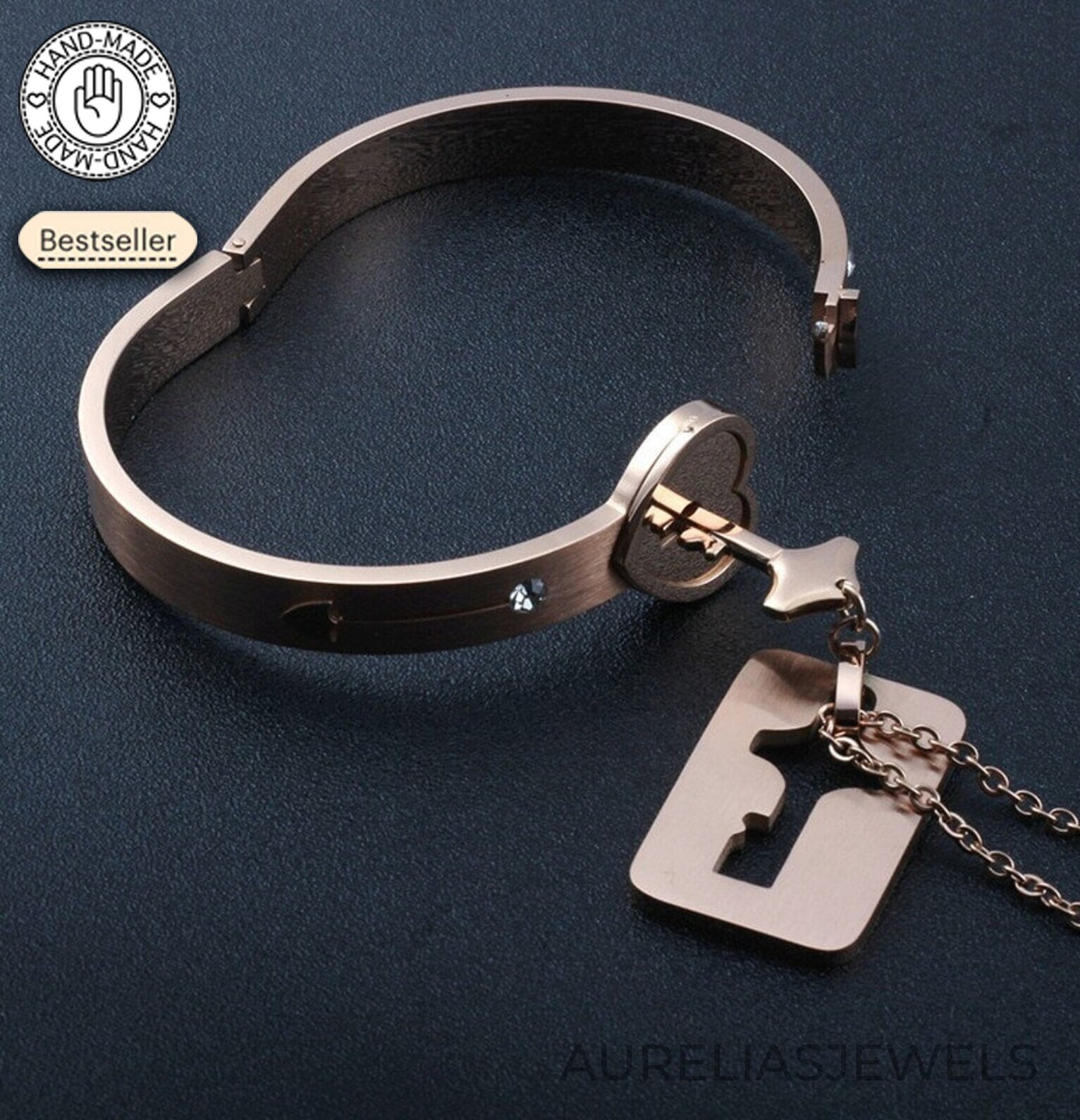 Love lock shop bangle