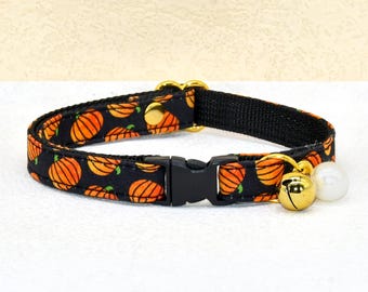 Collier chat citrouille, noeud papillon d'Halloween noir, breloque cloche et perle